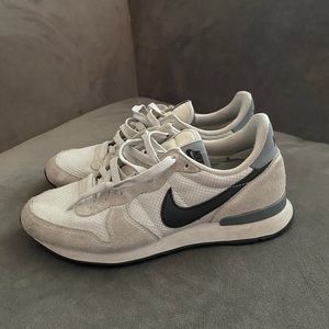 Nike Internationalist Women’s Running Shoe